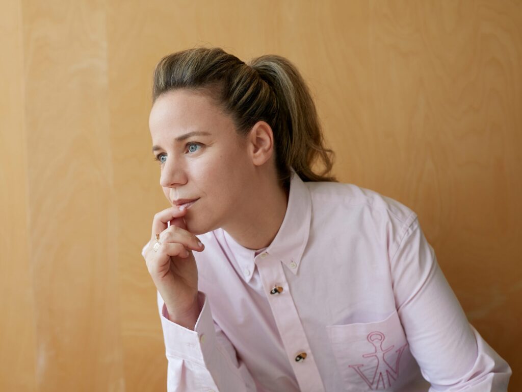 רונה קינן במופע סולו אקוסטי