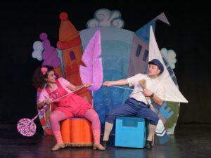 ממלכת שטות וממלכת רצינות - תיאטרון אורנה פורת